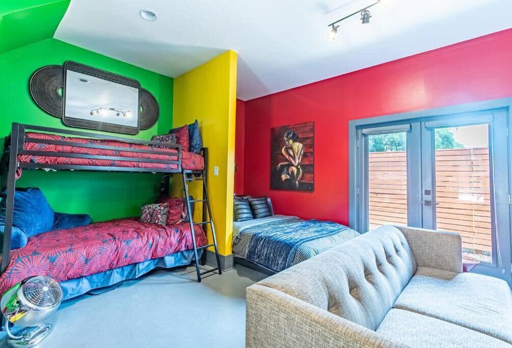 Unique Studio W Pool Spa & Gardens Near Downtown 傑克遜維爾 外观 照片