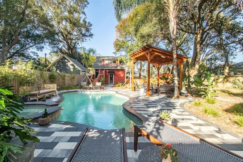 Unique Studio W Pool Spa & Gardens Near Downtown 傑克遜維爾 外观 照片